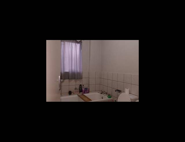 2 BEDROOM APARTMENT FOR SALE IN THE ORCHARDS